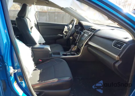 2017 Toyota Camry Se z USA, uszkodzony, nr VIN 4T1BF1FK9HU633456